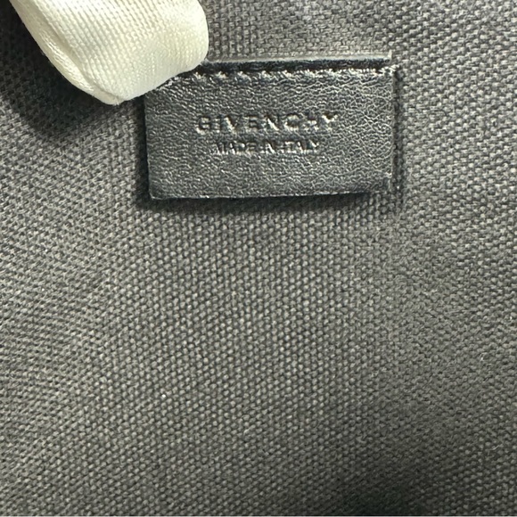 🌟HOST PICK NWOT LOGO STAR CLUTCH BAG - Picture 12 of 13